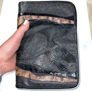 Carlos Falchi Leather Snakeskin Zip Around Notebook Cover Clutch